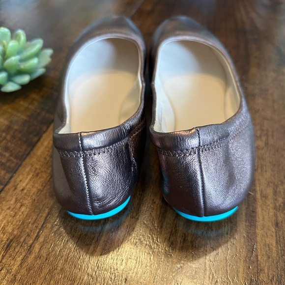 CZZPTC Life Style | Leather Ballet Flats in Bronze, Size 10 - Picture 6 of 9